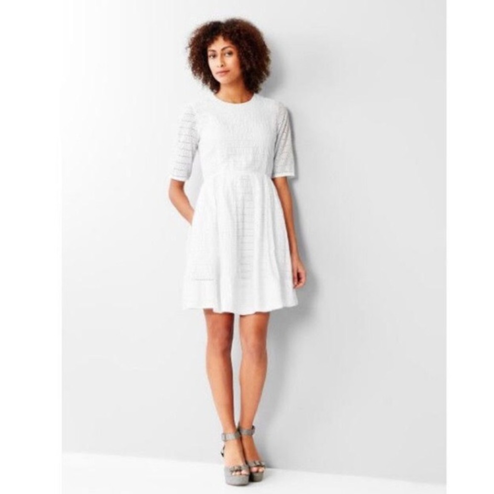 GAP white eyelet dress size 4